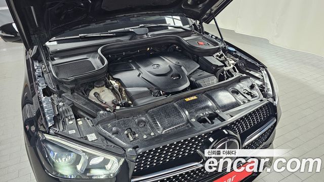 Mercedes-Benz GLE-Class W167 GLE400d 4MATIC Coupe - фото 4