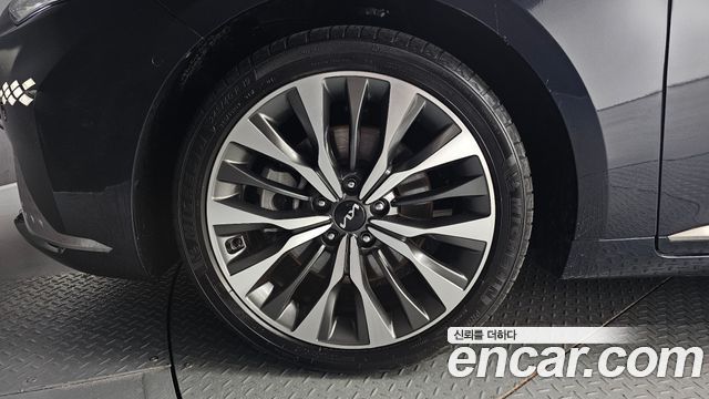 Kia K8 2.5 Gasoline 2WD Noblesse - фото 4