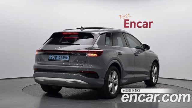 Audi Q4 e-tron F4 40 - фото 0
