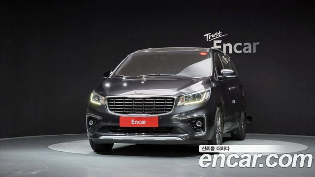 Kia Carnival Новый 9-Seater Luxury - фото 2