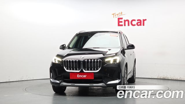 BMW X1 U11 xDrive 20i xLine - фото 2