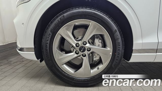 Genesis GV70 2.5T Gasoline AWD - фото 3