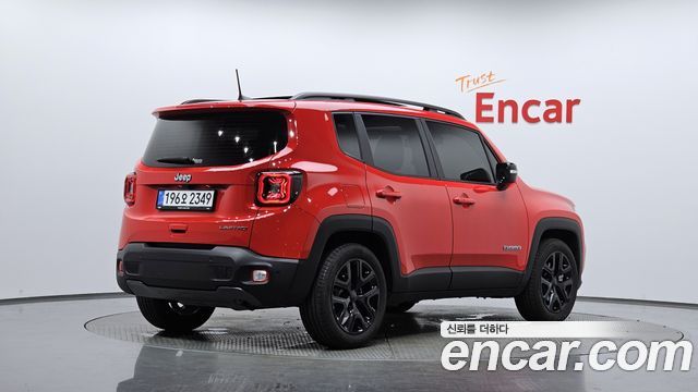 Jeep Renegade 1.3 Limited - фото 0