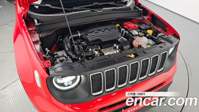 Jeep Renegade 1.3 Limited - фото 4