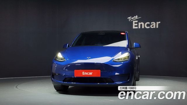 Tesla Model Y RWD - фото 2