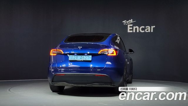Tesla Model Y RWD - фото 3