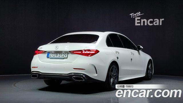 Mercedes-Benz C-Class W206 C200 AMG Line - фото 1