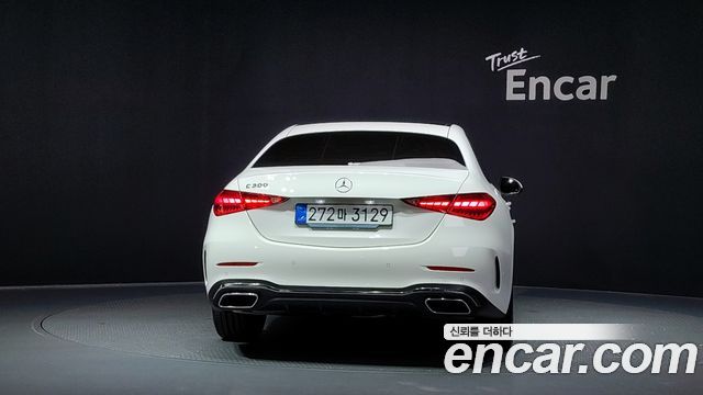 Mercedes-Benz C-Class W206 C200 AMG Line - фото 3