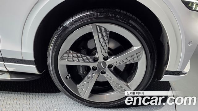 Genesis GV70 2.5T Gasoline AWD - фото 4