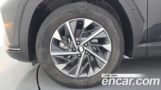 Hyundai Tucson NX4 Diesel 2.0 2WD Premium - фото 4