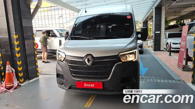 Renault Samsung Master 2.3 15-Seater - фото 2