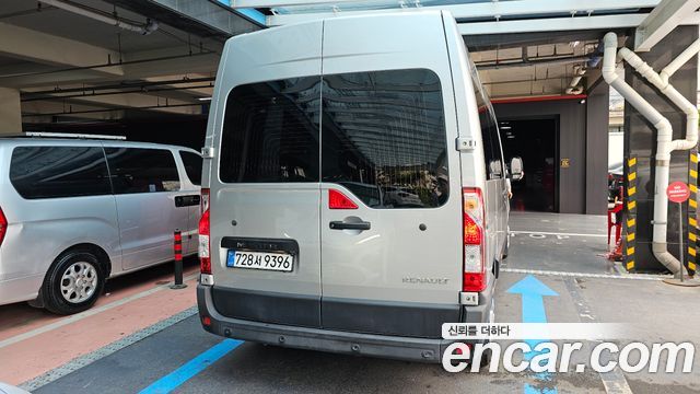 Renault Samsung Master 2.3 15-Seater - фото 3