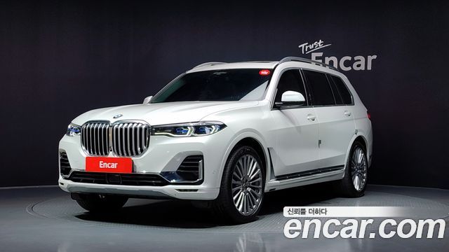 BMW X7 G07 xDrive 40d Design Pure Excellence 7-Seater - фото 0