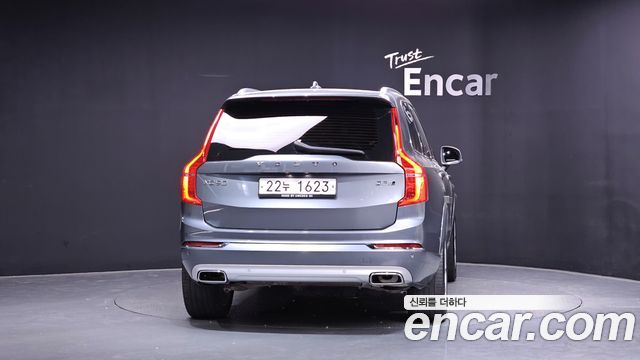 Volvo XC90 2-го поколения D5 Inscription - фото 3