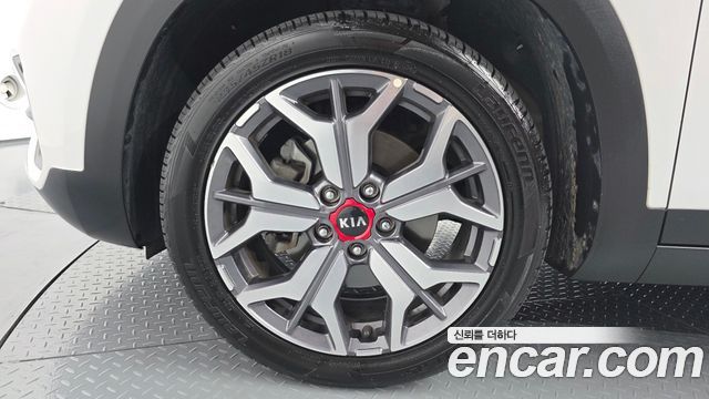 Kia Seltos Gasoline 1.6 Turbo 2WD Signature - фото 4