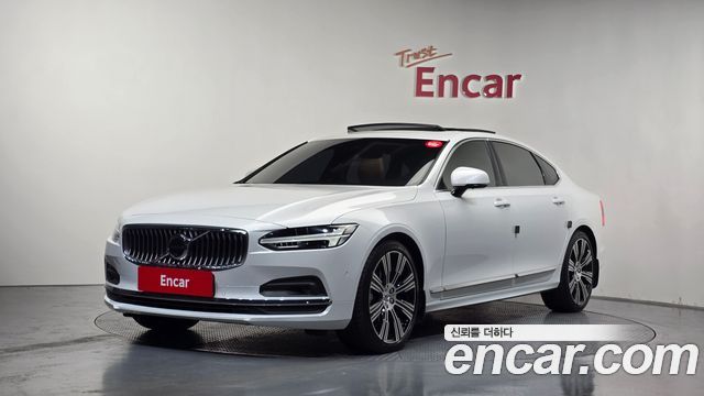Volvo S90 B6 AWD Ultimate Bright - фото 0