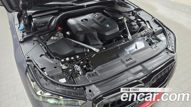 BMW 5-Series G60 520i M Sport - фото 4