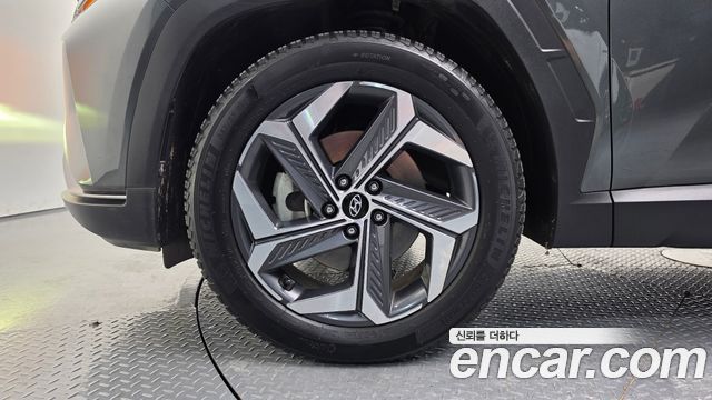 Hyundai Tucson NX4 Gasoline 1.6 Turbo 2WD Inspiration - фото 3