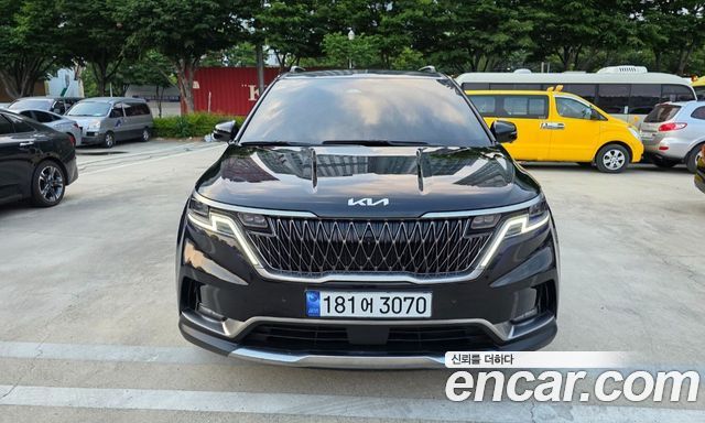 Kia Carnival 4-го поколения 9-Seater Signature - фото 0