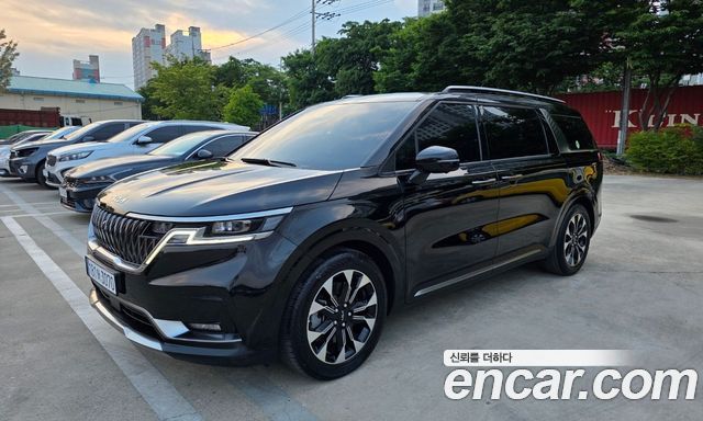 Kia Carnival 4-го поколения 9-Seater Signature - фото 1