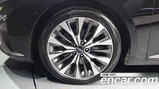 Kia K8 2.5 Gasoline 2WD Signature - фото 4