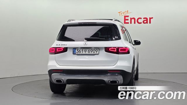 Mercedes-Benz GLB-Class X247 GLB200 d - фото 3