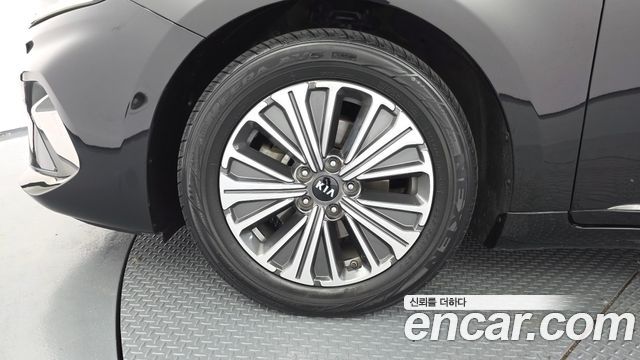 Kia K7 Premier, гибрид Noblesse - фото 4