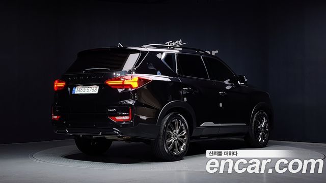 SsangYong Rexton Disel 2.2 4WD The Black - фото 1