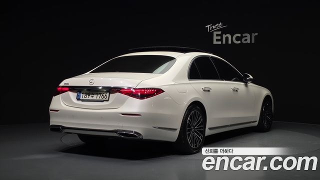 Mercedes-Benz S-Class W223 S350 d - фото 1