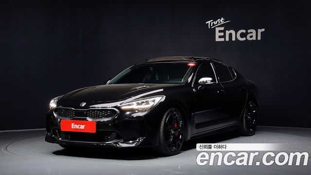 Kia Stinger 2.2 Diesel AWD Dream Edition - фото 0