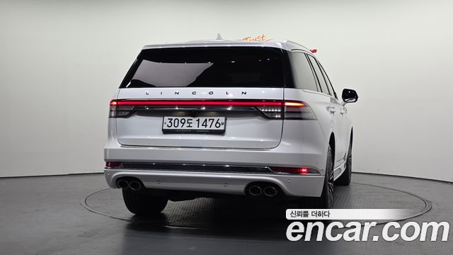 Lincoln Aviator 2-го поколения 3.0 Black Label AWD - фото 3