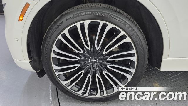 Lincoln Aviator 2-го поколения 3.0 Black Label AWD - фото 4