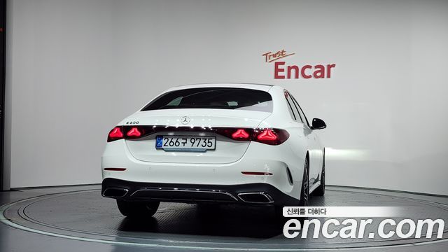 Mercedes-Benz E-Class W214 E200 AMG Line - фото 3