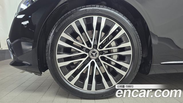 Mercedes-Benz S-Class W223 S580L 4MATIC - фото 4