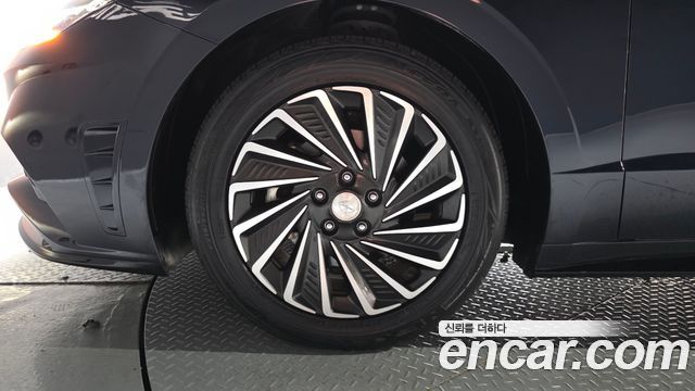 Hyundai Sonata DN8, гибрид Premium Millennial - фото 3