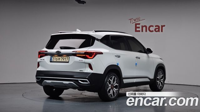 Kia Seltos Gasoline 1.6 Turbo 4WD Signature - фото 1