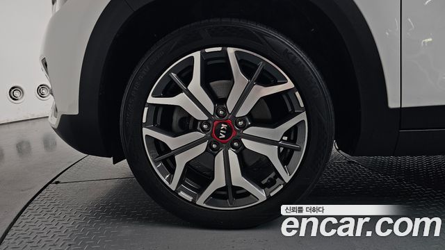 Kia Seltos Gasoline 1.6 Turbo 4WD Signature - фото 4