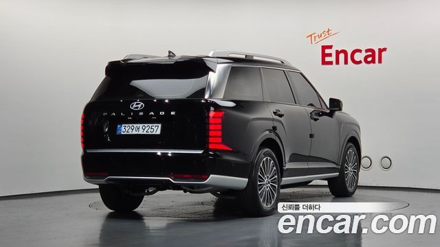 Hyundai Palisade LX3 HEV 2.5T 2WD 9-Seater Calligraphy - фото 1