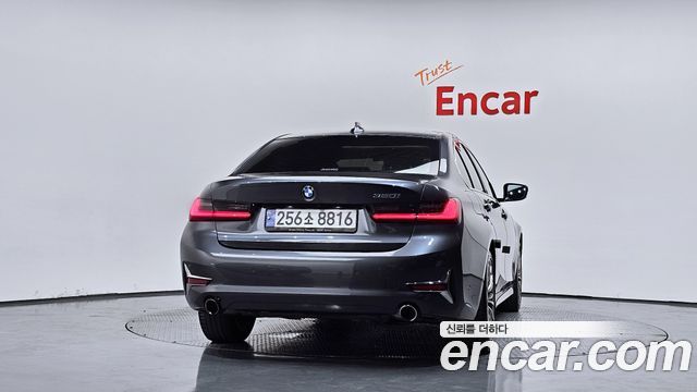 BMW 3-Series G20 320i Luxury - фото 3