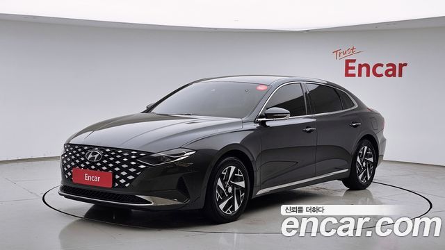 Hyundai Grandeur Новый IG, гибрид Premium - фото 0