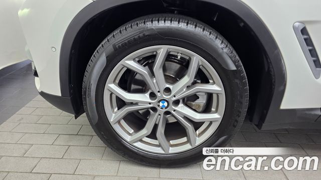 BMW X3 G01 xDrive 20d - фото 4