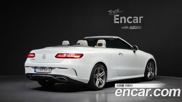 Mercedes-Benz E-Class W213 E220d Cabriolet - фото 1