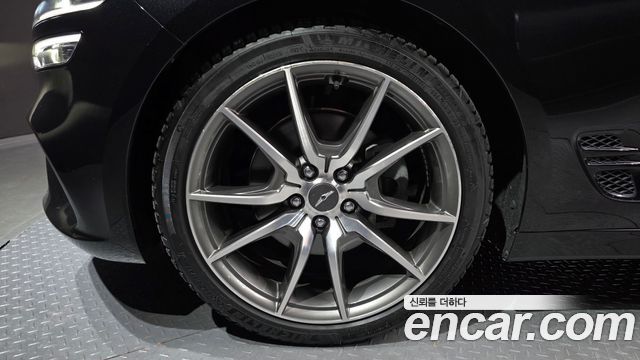 Genesis G70 Новый Gasoline 2.0T 2WD - фото 4