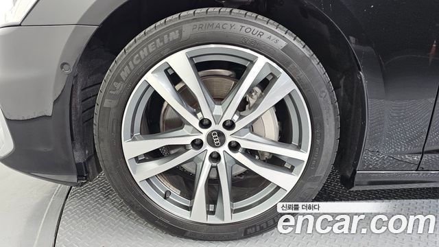 Audi A6 C8 45 TFSI Quattro Premium - фото 4