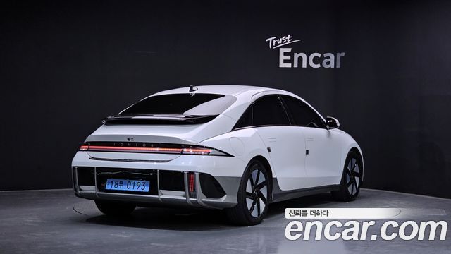 Hyundai Ioniq6 Long Range AWD Exclusive + - фото 1