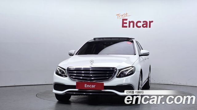Mercedes-Benz E-Class W213 E300 Exclusive - фото 2