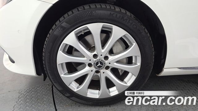 Mercedes-Benz E-Class W213 E300 Exclusive - фото 4