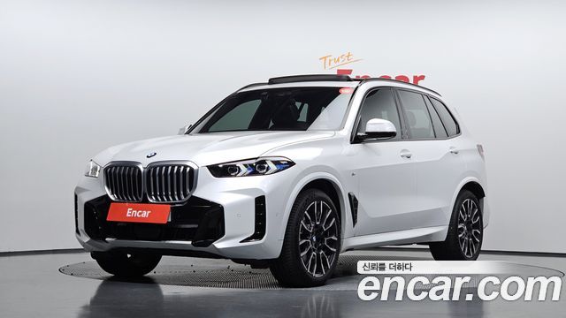 BMW X5 G05 xDrive 40i M Sport - фото 0