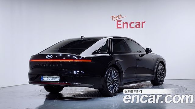 Hyundai Grandeur GN7, гибрид Calligraphy - фото 0