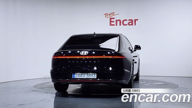 Hyundai Grandeur GN7, гибрид Calligraphy - фото 2